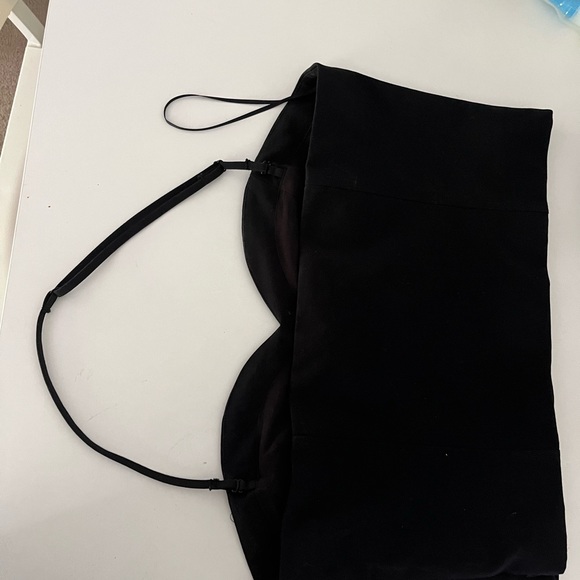 BNWT Black Halter Crop Top from Oak and Fort with Removable strap. - Picture 4 of 4